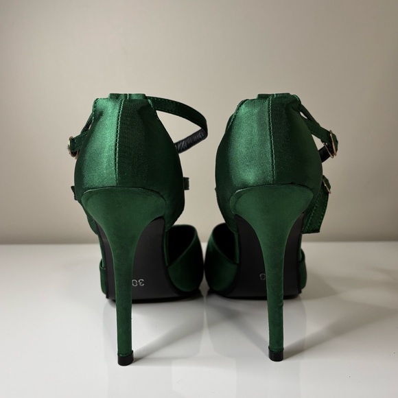 Emerald Satin Double Strap Pointed Toe High Heel Pumps - Picture 3 of 5